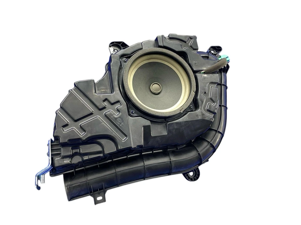 ALTAVOZ RADIO AUDIO TRASERO FORD EXPLORER 2020 2021 2022 2023 SUBWOOFER SUBWOOFER Foto 4 de 4