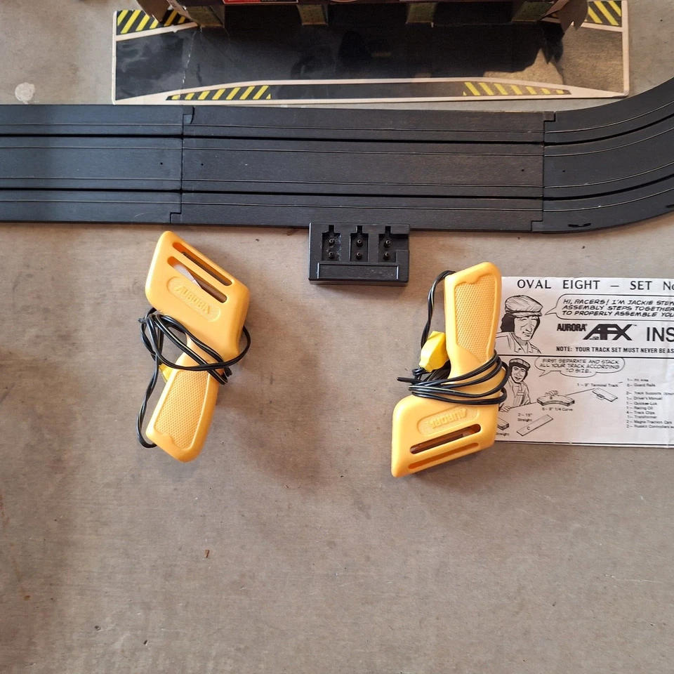 Jackie Stewart Oval Eight AFX Aurora Slot Car Set (No cars or Power adapter) - image 3 of 4