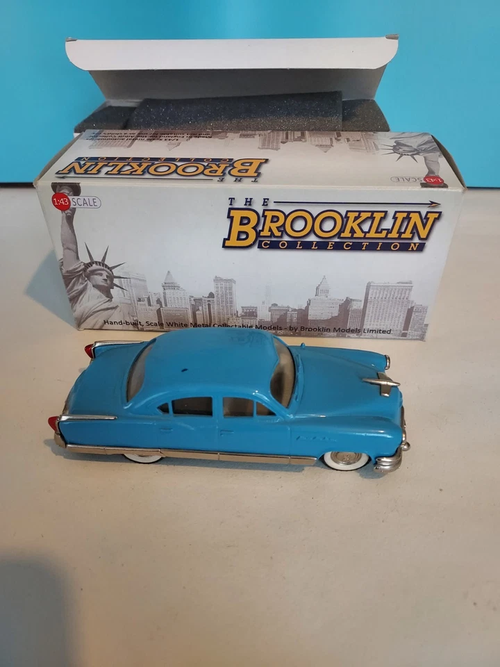 Brooklin modelos 1 43 escala BRK.29. Kaiser Manhattan 1953 sedán de 4 puertas. Foto 4 de 4