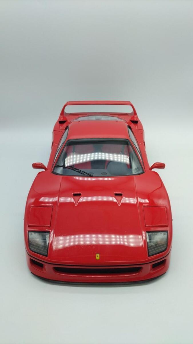 Kyosho 1/12 Scale Ferrari F40 (08602A) Red Die-cast Car Kyosho 1/12 Scale Ferrari F40 (08602A) Red Die-cast Car