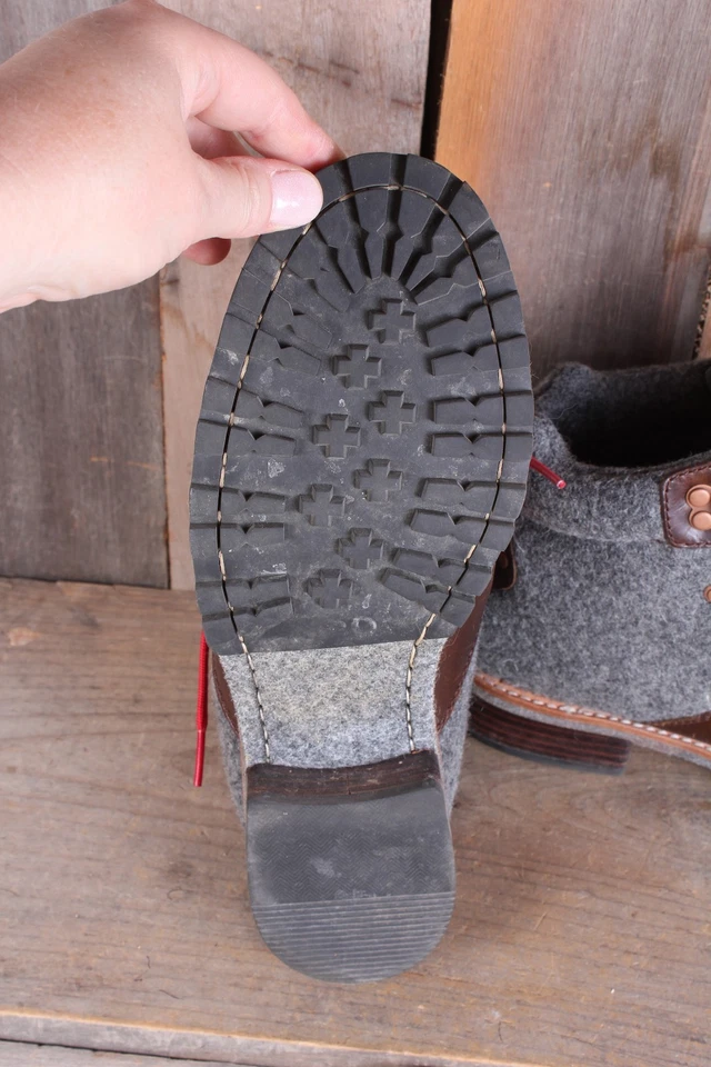 Botas de lana y cuero Woolrich marrón de caña alta con cordones para mujer talla 10 cordones rojos Foto 4 de 4