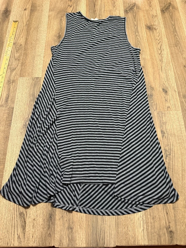 Style & Co. Vestido, para mujer talla grande, gris negro, rayas, vestido sin mangas Foto 2 de 4
