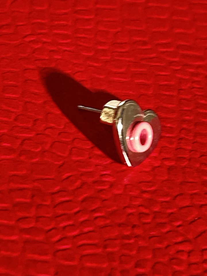 Pendientes Marc Jacobs Post Agujero Corazón Tachuela Plata Foto 2 de 4