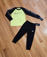 NEW Nike Little Boy Long-sleeve Tee  Fleece Jogger Pant Set, Neon sz 4 