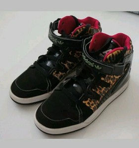 adidas pink leopard shoes