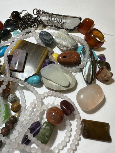 Vintage Findings Stone Carved Quartz Carnelian Rhodonite Jade Bead LOT 275g CR 2 - Foto 2 di 5