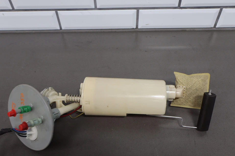 1999 Plymouth Chrysler Prowler OEM Gasoline Fuel Pump - Image 2 of 4