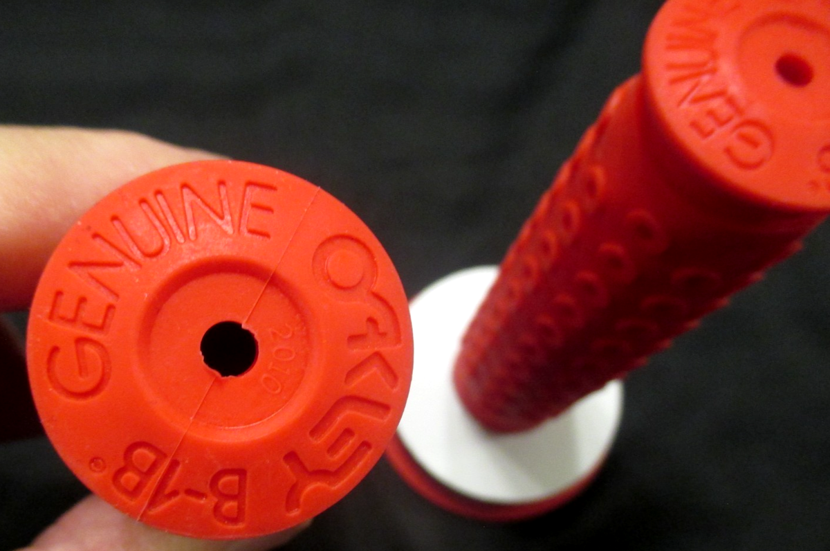 OAKLEY GRIPS B-1B NEW RED W RED SLEEVES WHITE DONUTS BMX KILLER