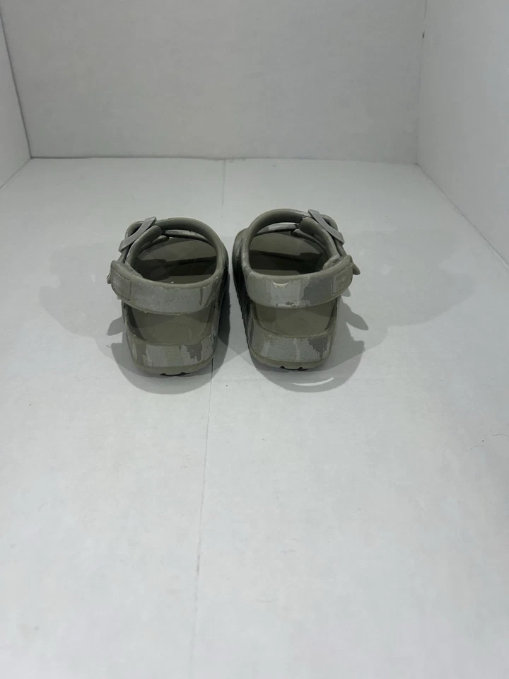 Sandálias deslizantes camufladas infantis tamanho 5/6 cinza fivela ajustável EVA conforto deslizante - Imagem 3 de 3