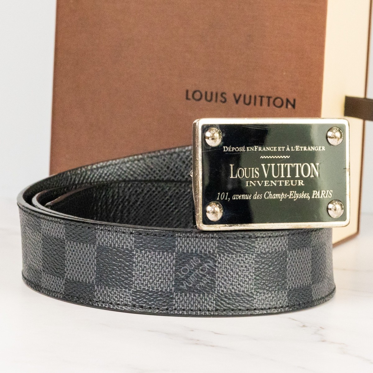 Louis Vuitton Damier Taiga SANTUR Avantur Reversible M9632 Belt