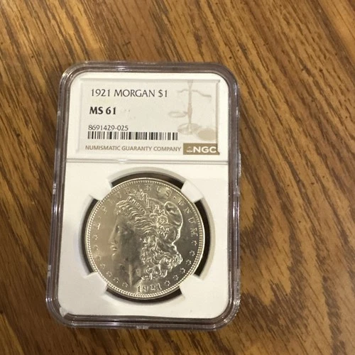 1921  Morgan Dollar NGC MS61