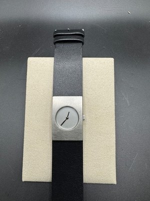 Original Niessing Radius 9 watch in 950 platinum size M, Niessing clasp & band
