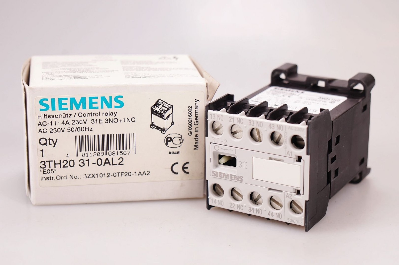SIEMENS 3TH2031-0AL2 Auxiliary Relay, 31E, 3 NO + 1 NC, 230V AC