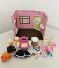 Lil Woodzeez Calico Critters Luvs And Hugs Hair Salon Animal Playset 20+ Pcs