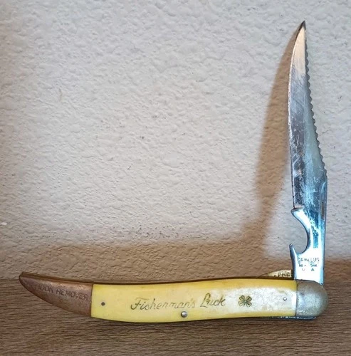 Rare Vtg 60s USA Camillus #5 Fishermans Luck Folding Pocket Knife & Hook Remover - product listing photo