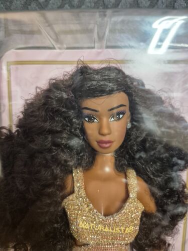 Naturalistas Modepuppe Dayna aus USA Selten NRFB - Bild 2 von 5