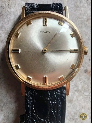 Vintage 1970 Timex Mercury "Wafer Thin" model 5160-2370 Hand Winding Keeps Time