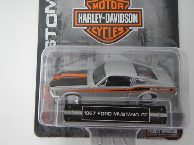 Maisto HD Custom Harley Davidson Motor Cycles 1967 Ford