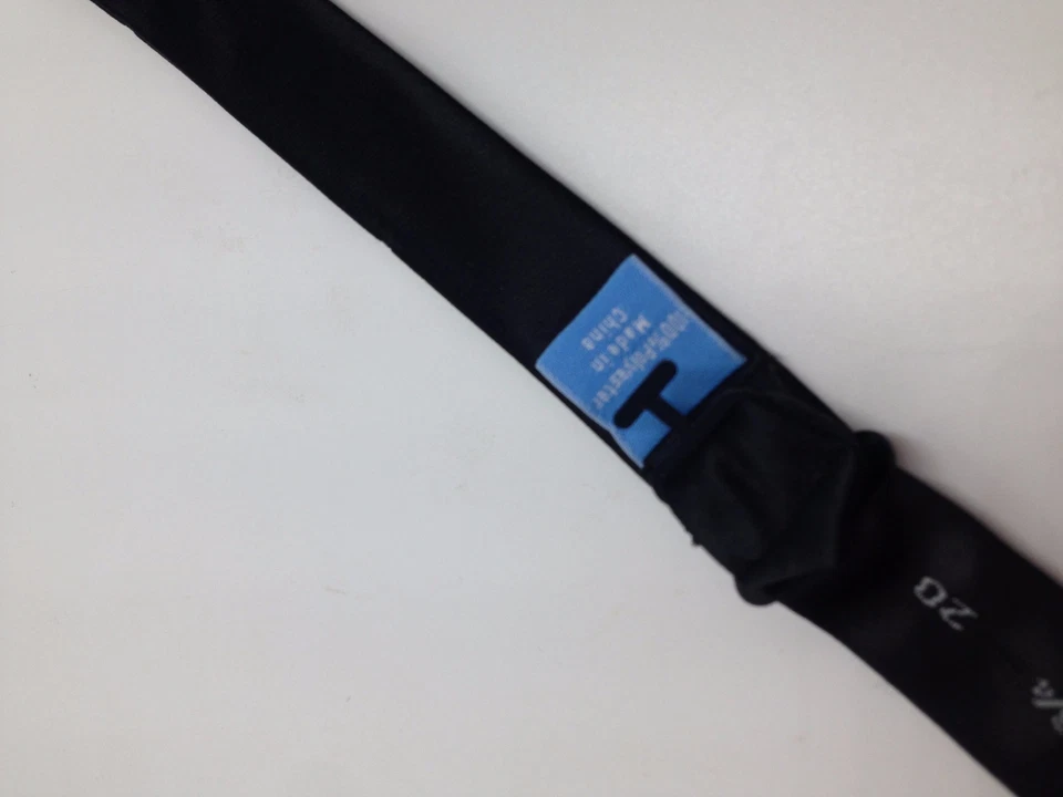 $110 Countess Mara Hombres Negro Sólido Informal Pajarita Clásica Ajustable Pajarita Foto 3 de 4