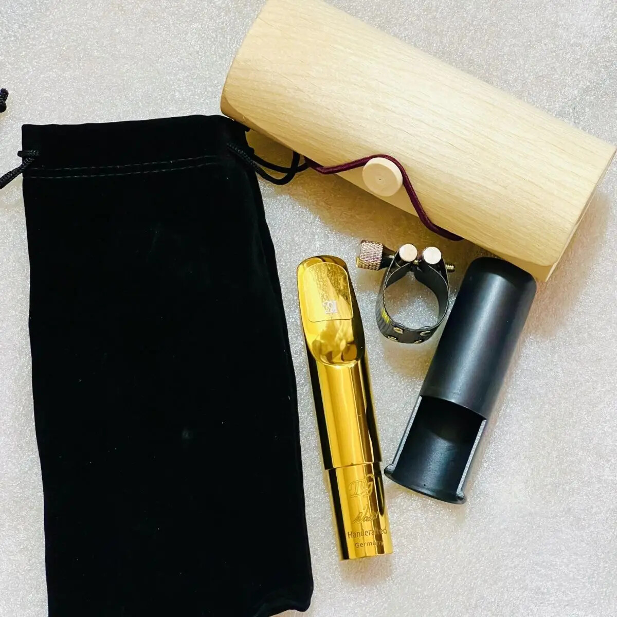 DG Saxophone Metal Mouthpiece Gold Plating Sax Mouth Pieces Accessories