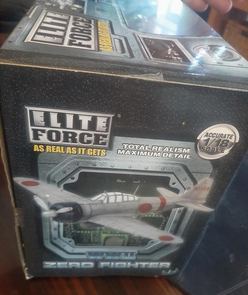 Elite Force 1/18 (BBI) tan bueno como se pone: WWII Zero Fighter #21265 sellado *NUEVO EN CAJA* Foto 4 de 4