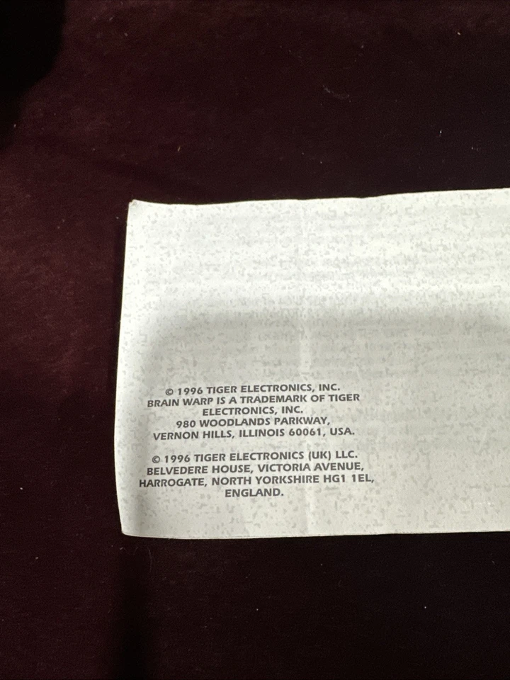 Tiger Electronic Black Brain Warp 1996 Handheld Electronic Game - 69998-2 - Image 3 of 4