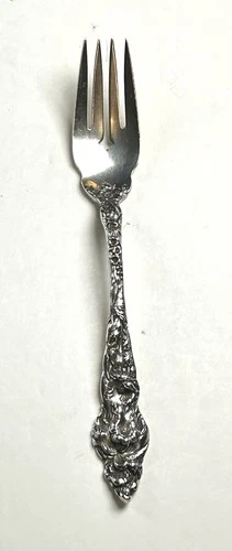Les Six Fleurs Reed Barton Sterling Large  Solid Fish/Salad Fork 1 Slot 7 1/2