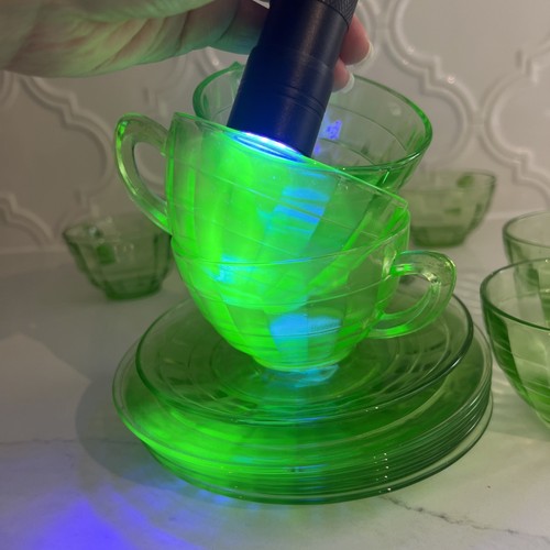 1930's Block Optic Emerald Green Uranium Vaseline Glass Cups & Saucers Lot Of 18 - Picture 17 of 24