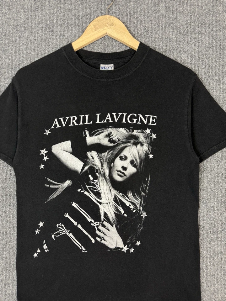 Vintage Avril Lavigne The Best Damn Tour T Shirt Y2K Band Music Concert Punk S - Image 2 of 4