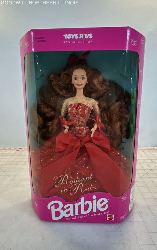 Vintage 1992 Radiant in Red Special Edition Barbie Doll IOB