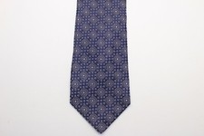 665) HART SCHAFFNER MARX MEN'S TIE 100% SILK MADE IN USA
