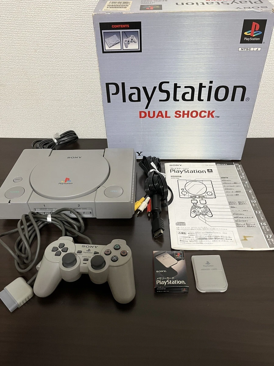 Sony PlayStation 1 Console Bundle (SCPH-7000 DUAL SHOCK) COMPLETE IN BOX USED