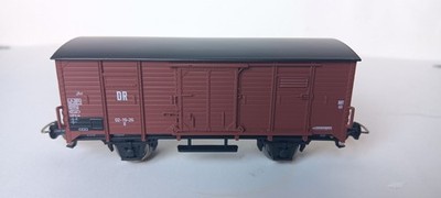 Güterwaggon gedeckt DR H0