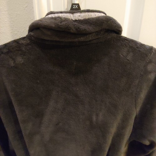 Victoria's Secret Robe Womens Size Large Gray Bath Soft Plush Warm Pockets - Picture 6 of 6