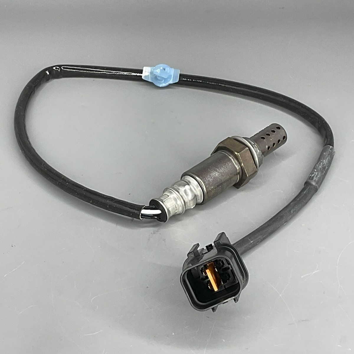 Factory GENUINE Lambda Oxygen Sensor For Mitsubishi Montero