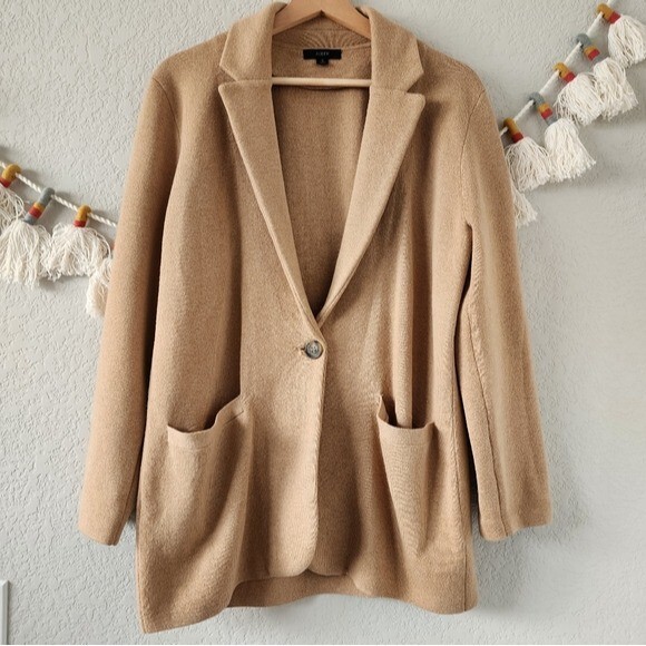 Crew Cecile Merino Wool Blend Relaxed Sweater Blazer In Camel