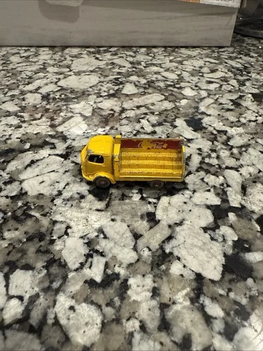 Vintage Lesney Matchbox Series #37 Karrier Bantom 2 Ton Coca Cola Delivery Truck