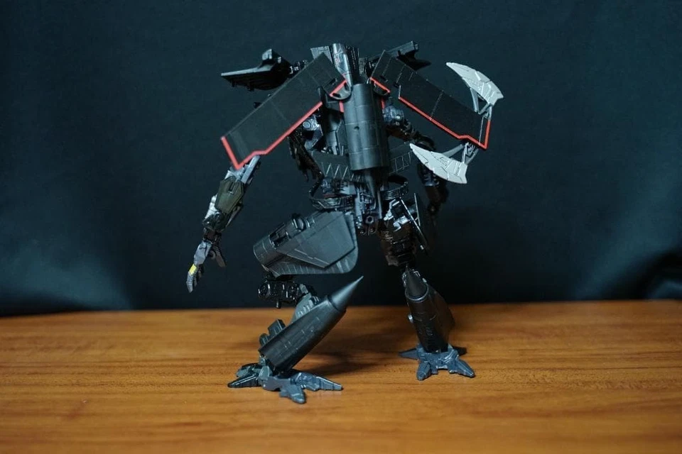 Takara Tomy Transformer Studio Series SS-26 Jet Fire Black Action Figure - Image 3 of 4