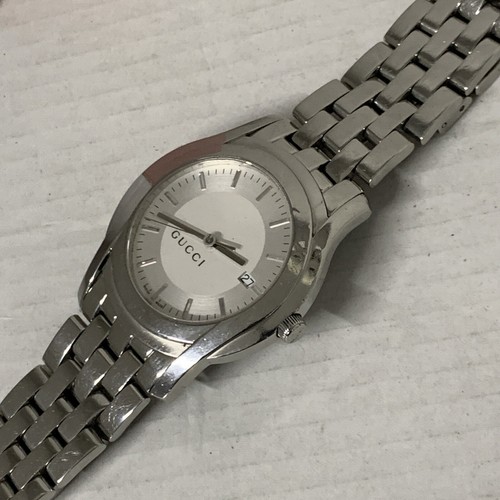GUCCI Men’s Analogue Silver Dial Date Stainless Steel Bracelet Watch 5500 XL - Picture 10 of 15