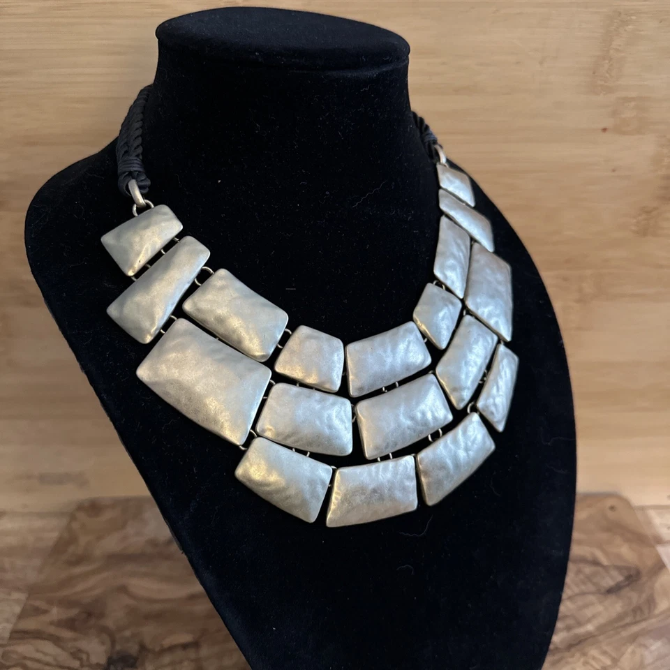 Colar de ouro robusto por Chicos colar egípcio joias brutalistas - Imagem 4 de 4