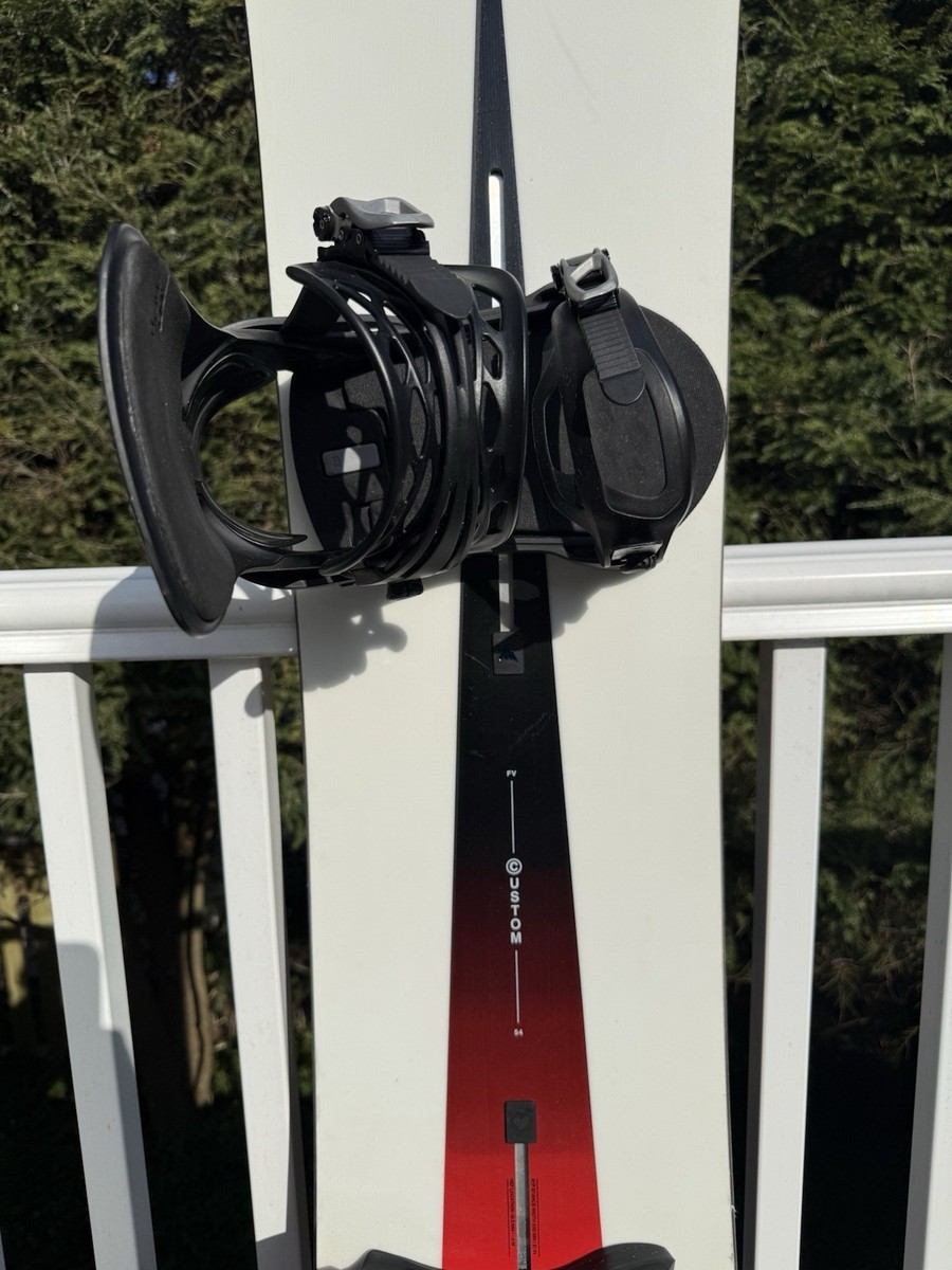 Burton custom Snowboard 154 cm with cartel X Bindings, White