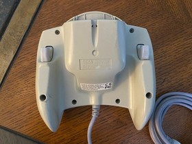 OEM Sega Dreamcast Controller - White *TESTED* (Yellowed But Works Fine)