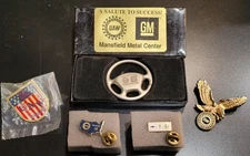 Vintage UAW Pins and Keychain United Auto Workers Local 549 Region 2B Mansfield