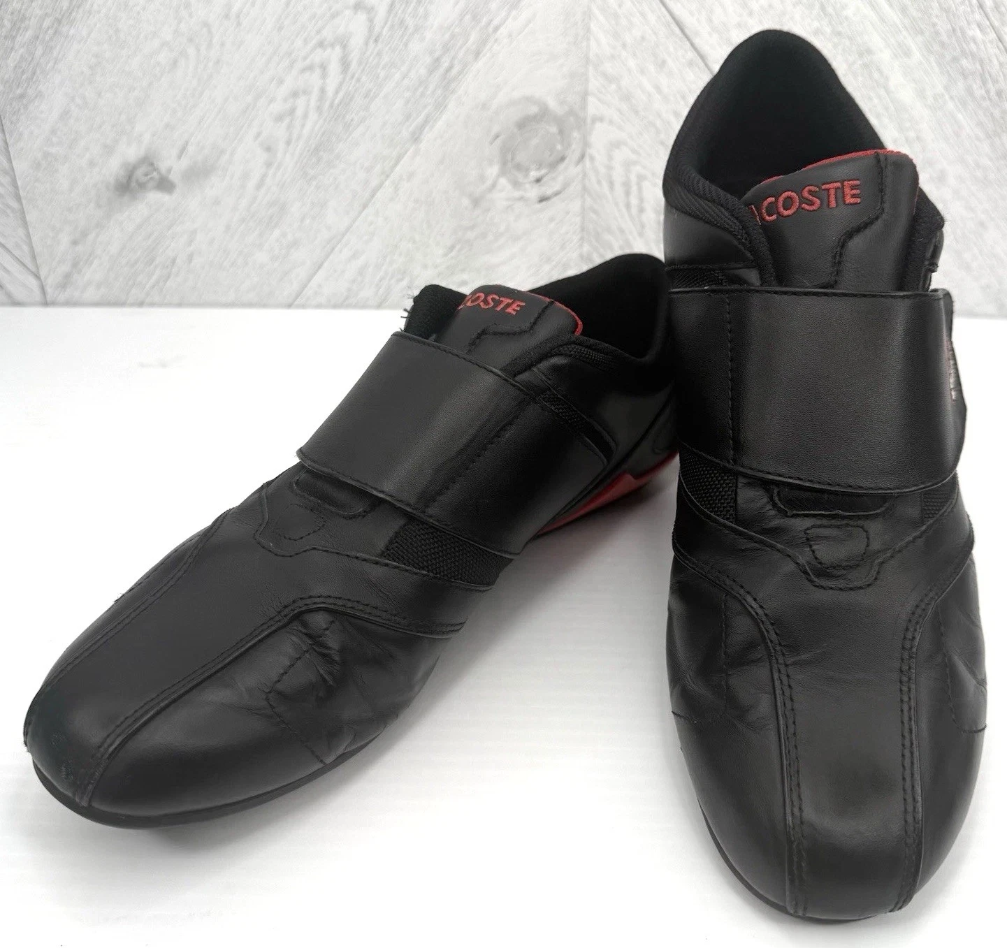 Lacoste Futur M2 HPL Mens 10 Black Red Leather Strap Casual Driving Shoes Moto
Opens in a new window