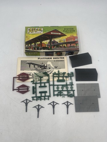 Atlas Ho Scale Building Kits 707 Station Platform & Kit 715 Refreshment Stand - Picture 2 of 21