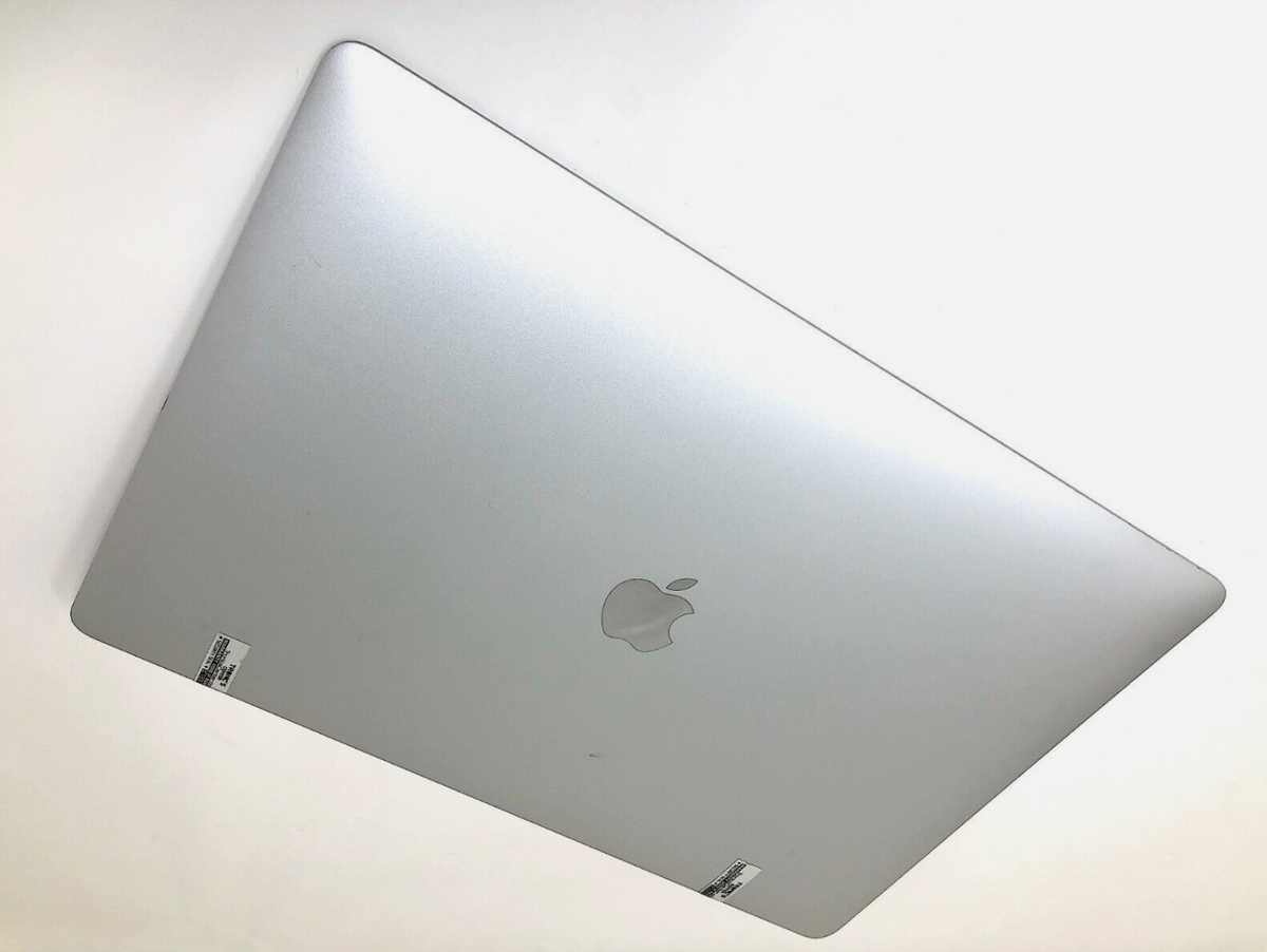 2016 MacBook Pro シルバー Amazon.com: Apple 2016 MacBook Pro with 2.7GHz quad-core with