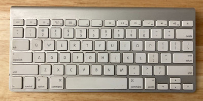 Original Apple Magic Keyboard A1314 Slim Wireless Bluetooth (Tested)