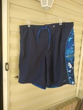NWT Mens Nike Swim Trunks XXL - Hibiscus Flowers Pockets Summer Board Shorts
