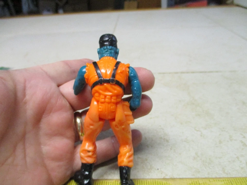 1990 DC Comics Kenner Swamp Thing Evil Un-Men Weed Killer  Action Figure Vintage - Image 4 of 4