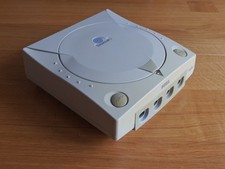 Sega Dreamcast Console PAL with 2 controllers, leads and x3 VMUs plus more